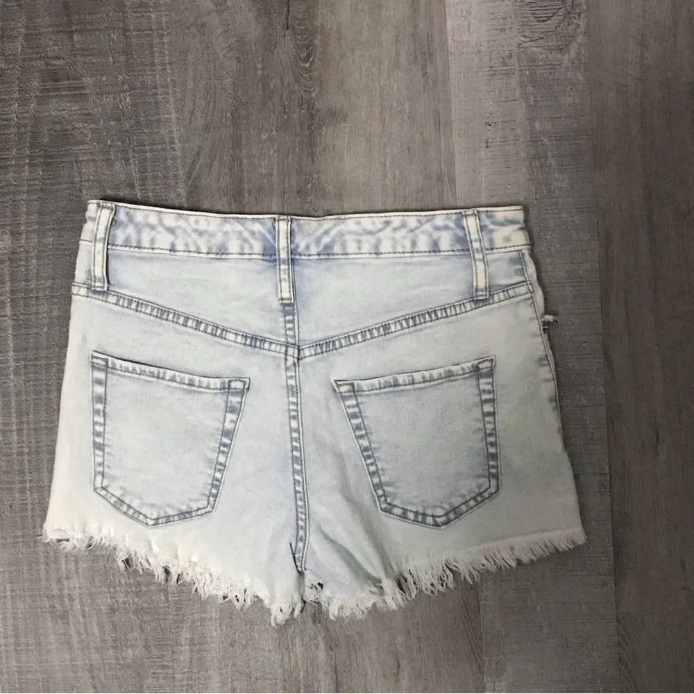 Wild Fable High Rise Cut-Offs Size 00